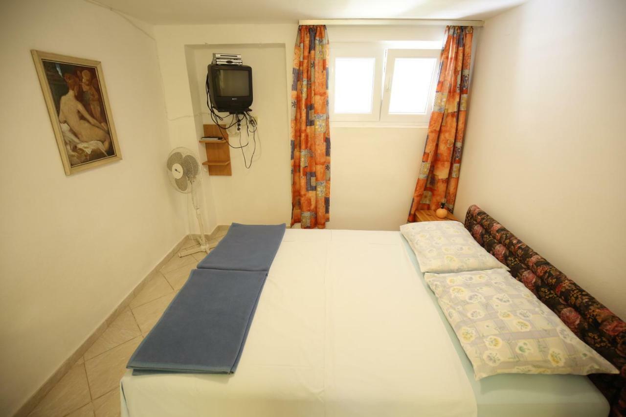 פטרצ'אנה Apartments Paleka מראה חיצוני תמונה