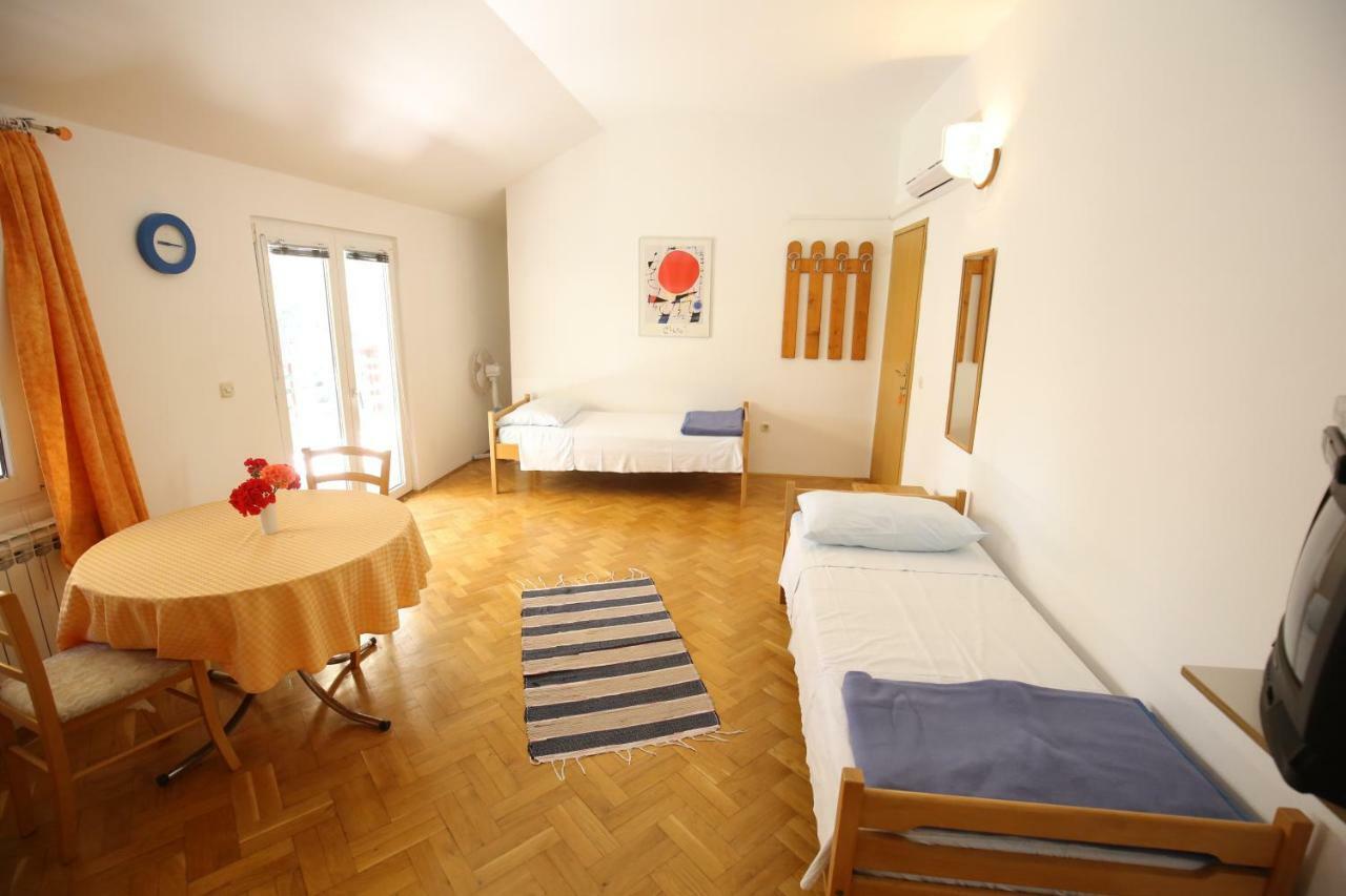 פטרצ'אנה Apartments Paleka מראה חיצוני תמונה